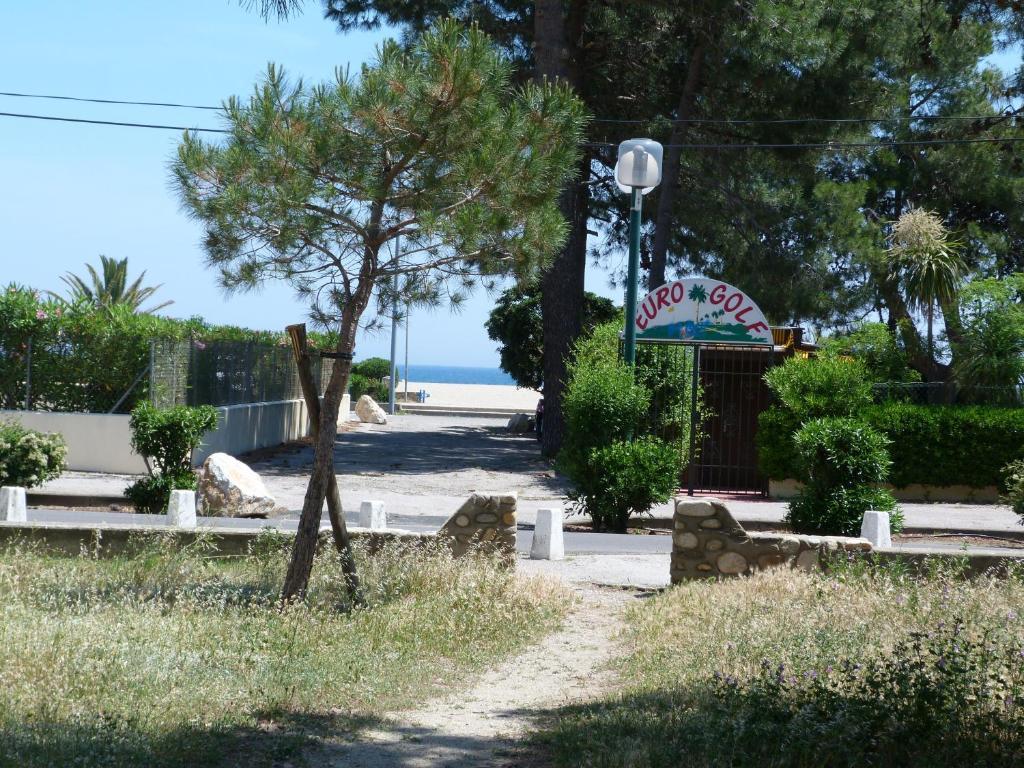 Hotel Restaurant - Villa Les Sirenes Argelès-sur-Mer Buitenkant foto